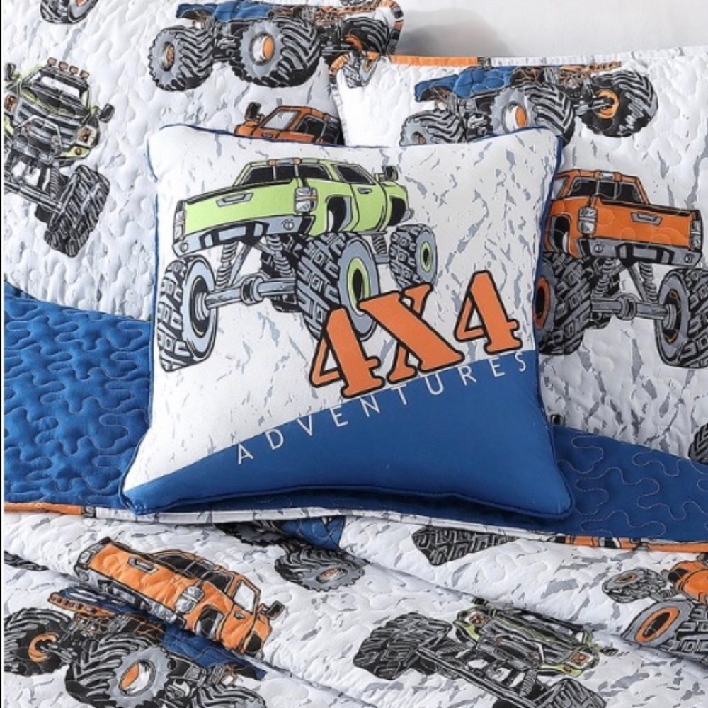 Trucks Quilt Set
